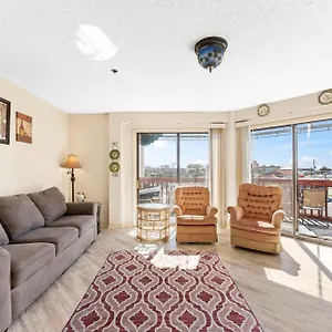 1302b St Thomas Square Panama City Beach